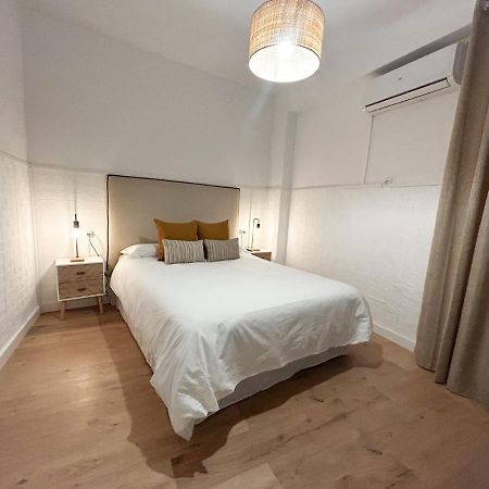 Apartamento Plaza Castilleja de la Cuesta Bagian luar foto