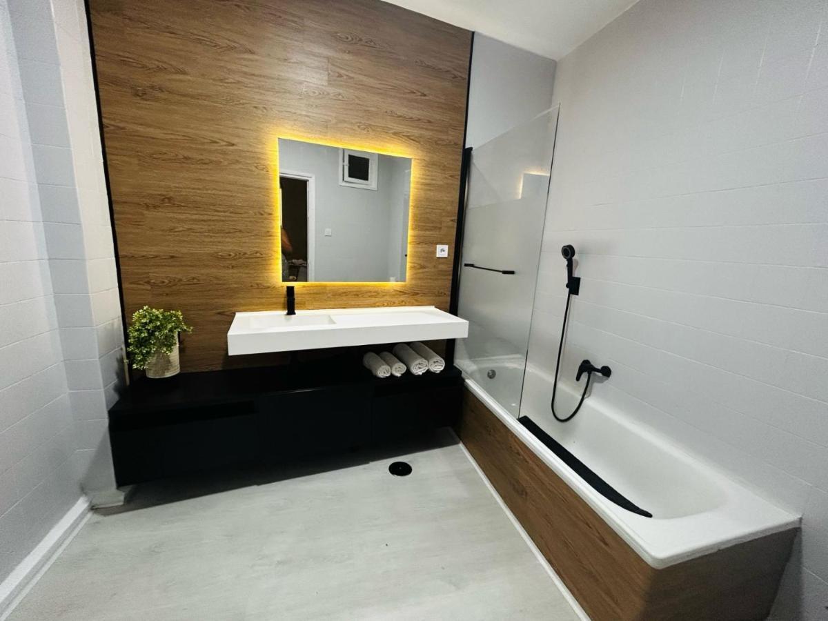 Apartamento Plaza Castilleja de la Cuesta Bagian luar foto