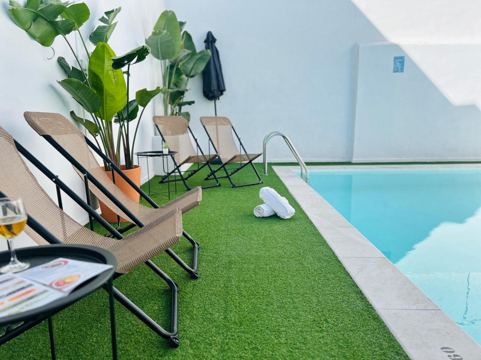 Apartamento Plaza Castilleja de la Cuesta Bagian luar foto